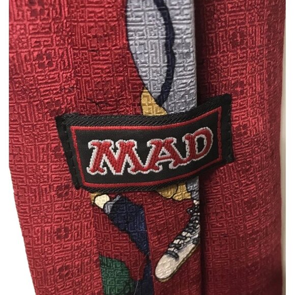 HTF RED Alfred E Neuman Mini Golf neck tie 1992 MAD magazine EUC 100% Silk Vtg - Picture 5 of 7